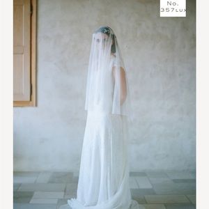 NWT - Twigs and Honey lux tulle ivory cathedral length veil with 36” blusher